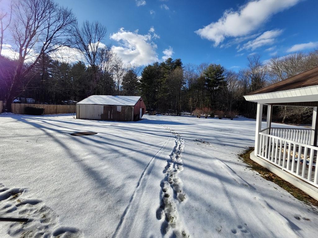 16 Hough Road Sutton, MA 01590 - Photo 8 of 41
