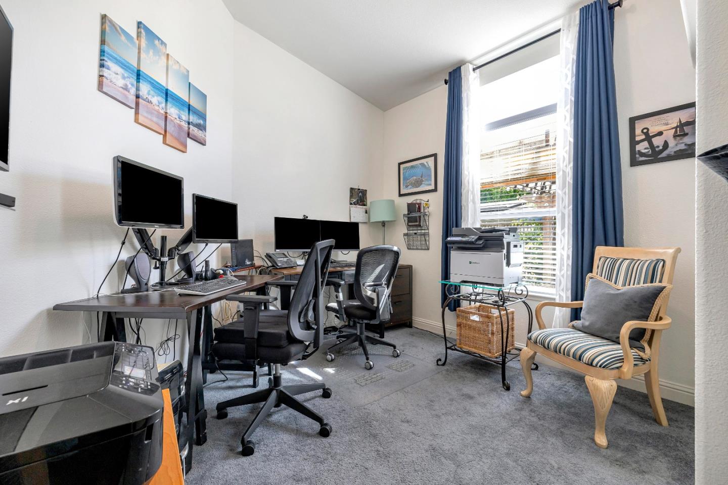 552 Filbert Street Half Moon Bay, CA 94019 - Photo 17 of 34 a view of a livingroom with workspace and a window