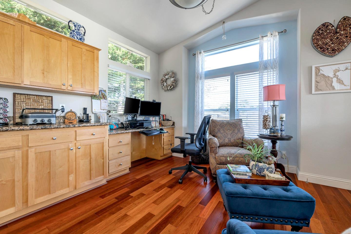 552 Filbert Street Half Moon Bay, CA 94019 - Photo 8 of 34 a living room with furniture kitchen view and a window