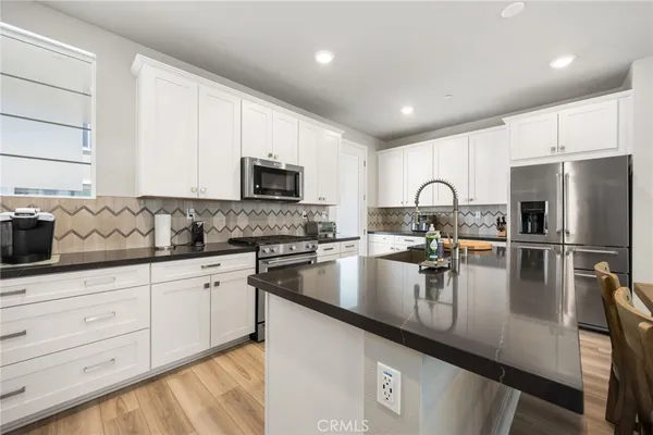 $915,000 | 1460 Sunrise Lane, San Pedro, CA 90732