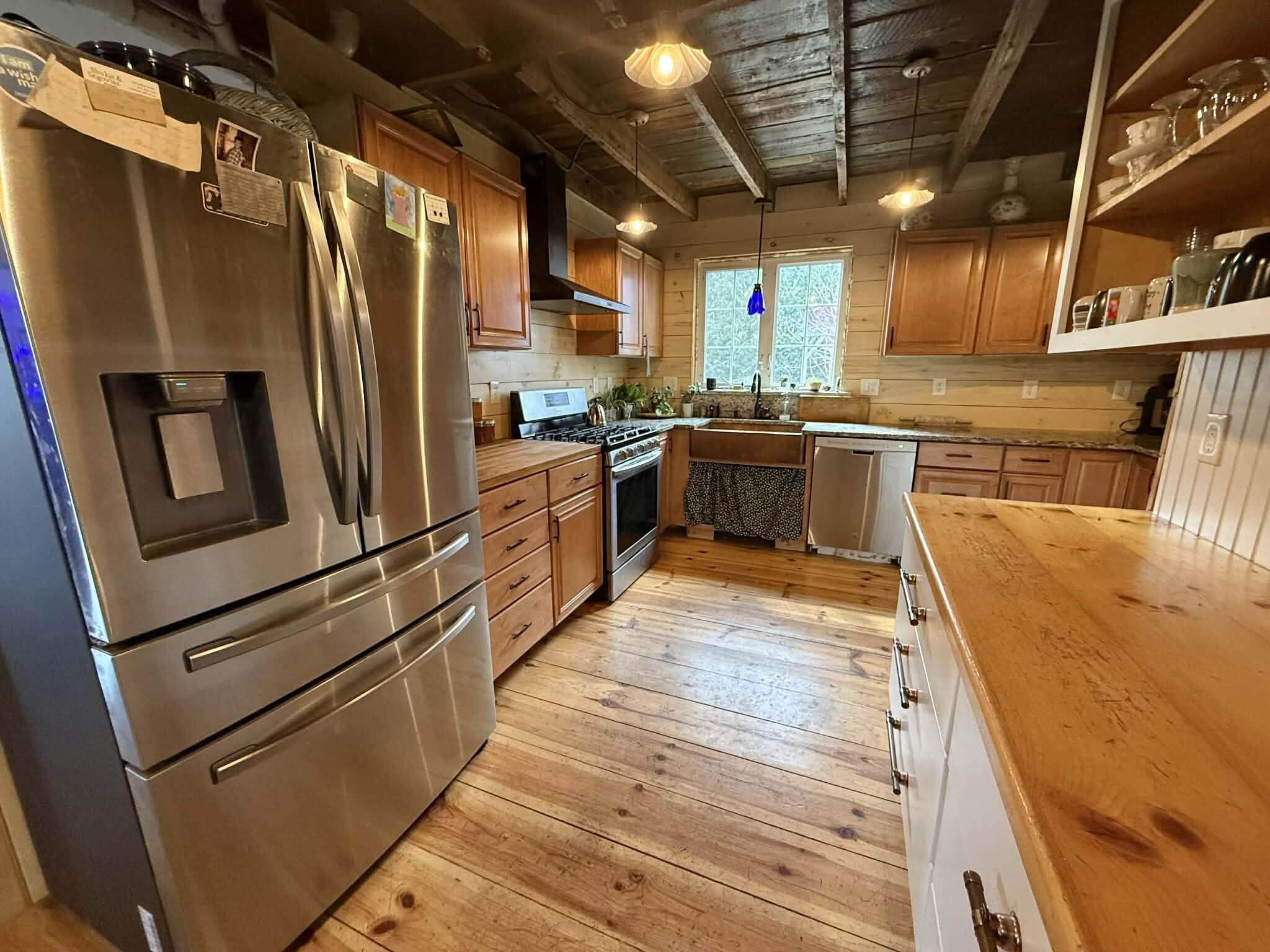 109 Shawmut Street Lewiston, ME 04240 - Photo 3 of 27