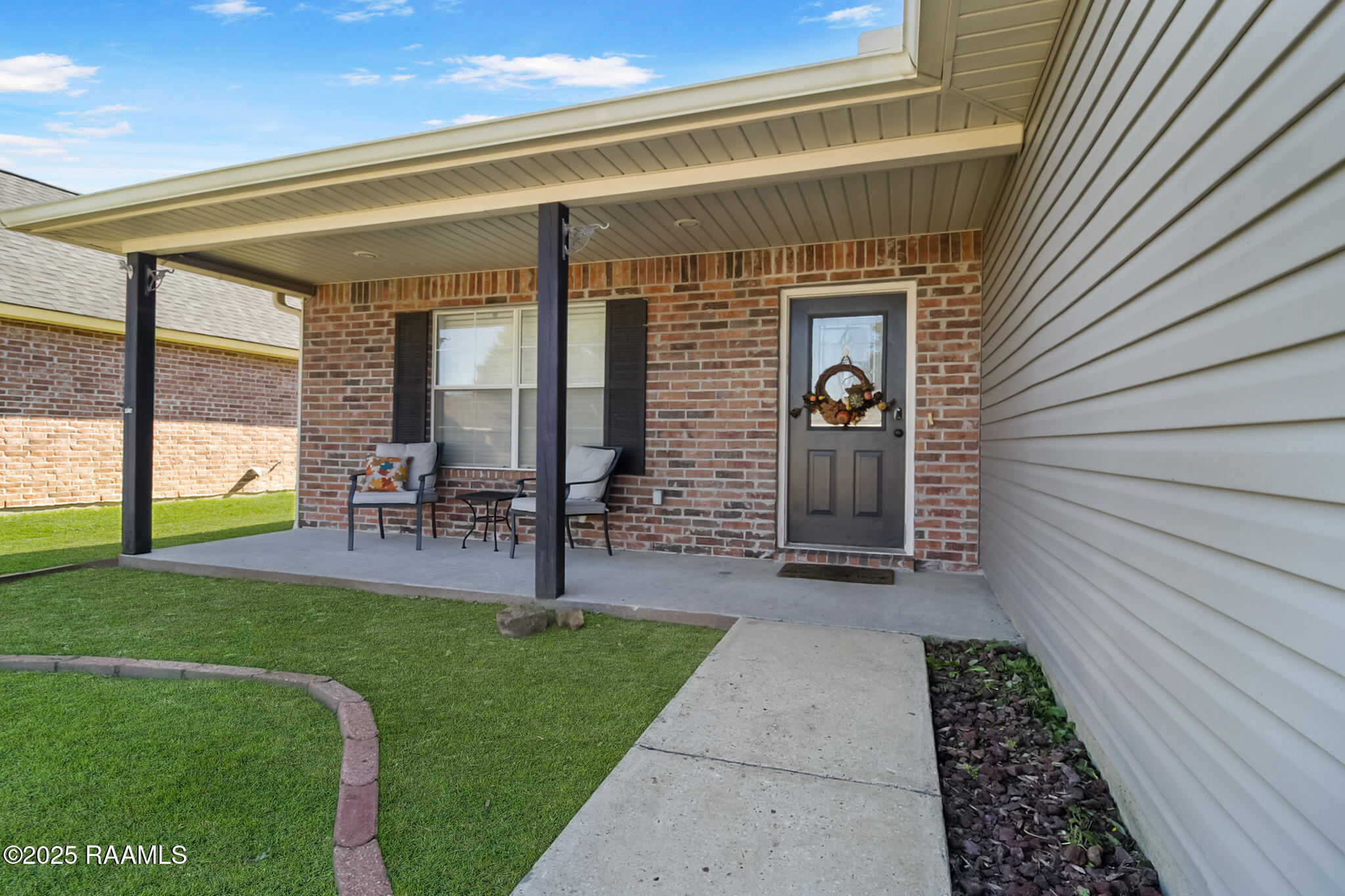 118 Ocho Rios Lane Scott, LA 70583 - Photo 2 of 23 IMG_3644