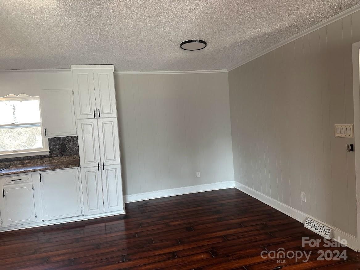 305 Johnstone Road Cleveland, NC 27013 - Photo 6 of 28 Gallery Image 6