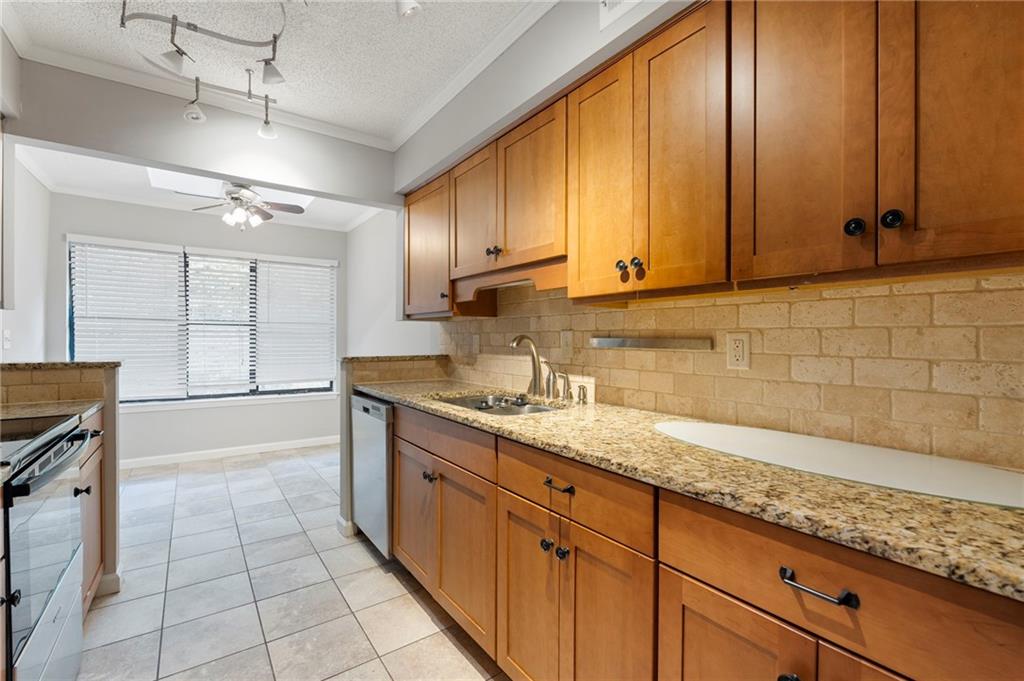 1515 Huntingdon Chase Sandy Springs, GA 30350 - Photo 9 of 21