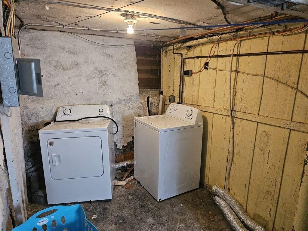 250 Laurel Street Fall River, MA 02724 - Photo 17 of 34 a utility room with dryer and washer