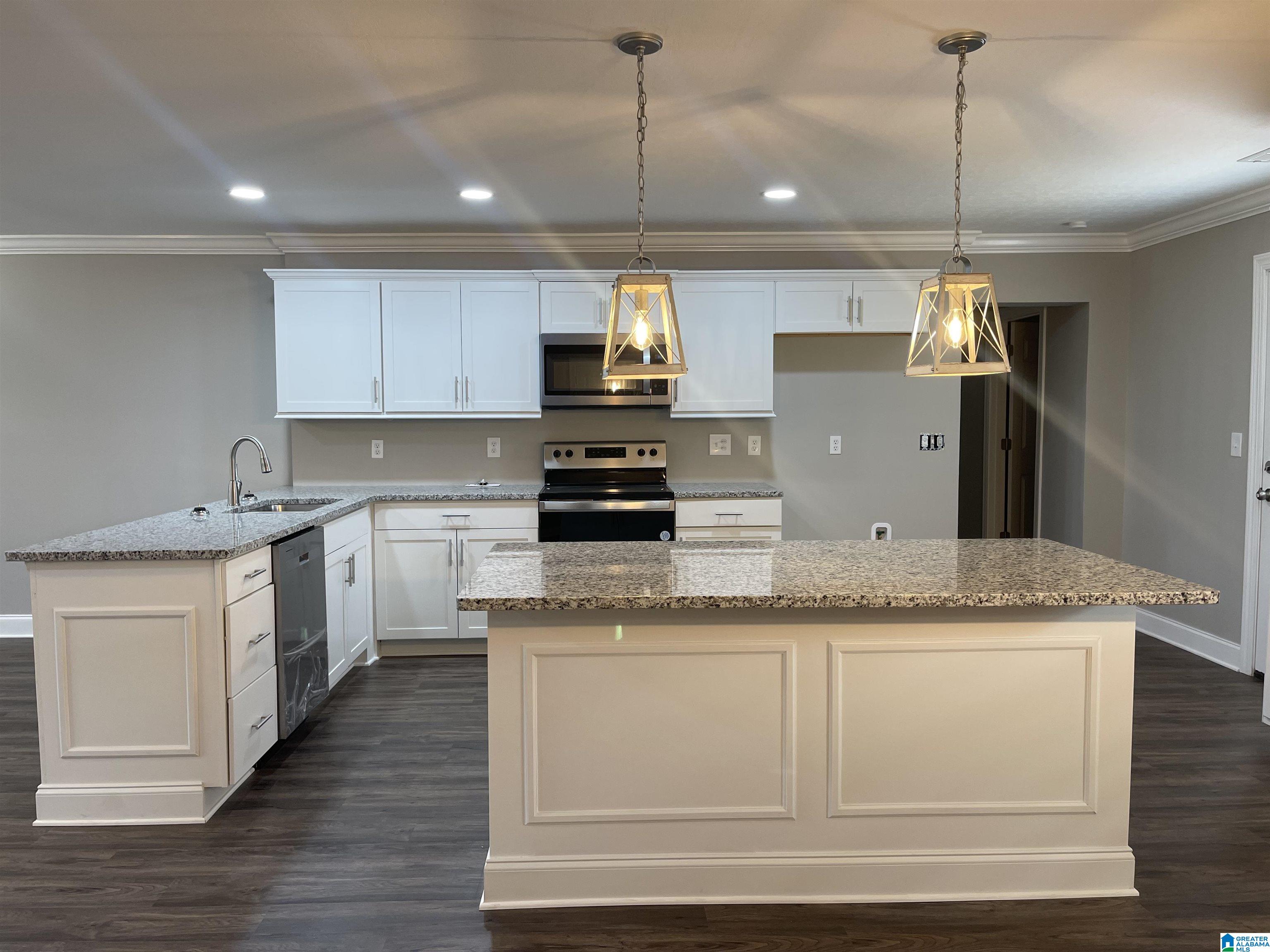 2555 Airport Road Oxford, AL 36203 - Photo 6 of 33