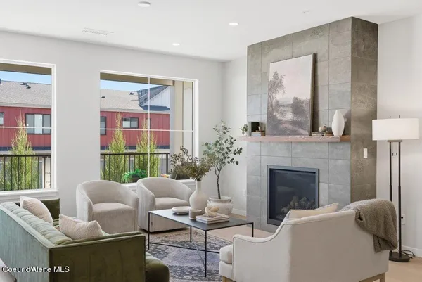 $685,000 | 1035 East RR Avenue, Post Falls, ID 83854