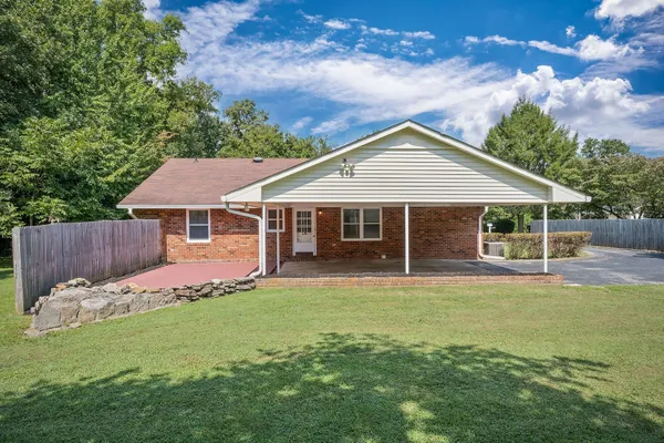 $299,900 | 603 Westwood Drive, McMinnville, TN 37110