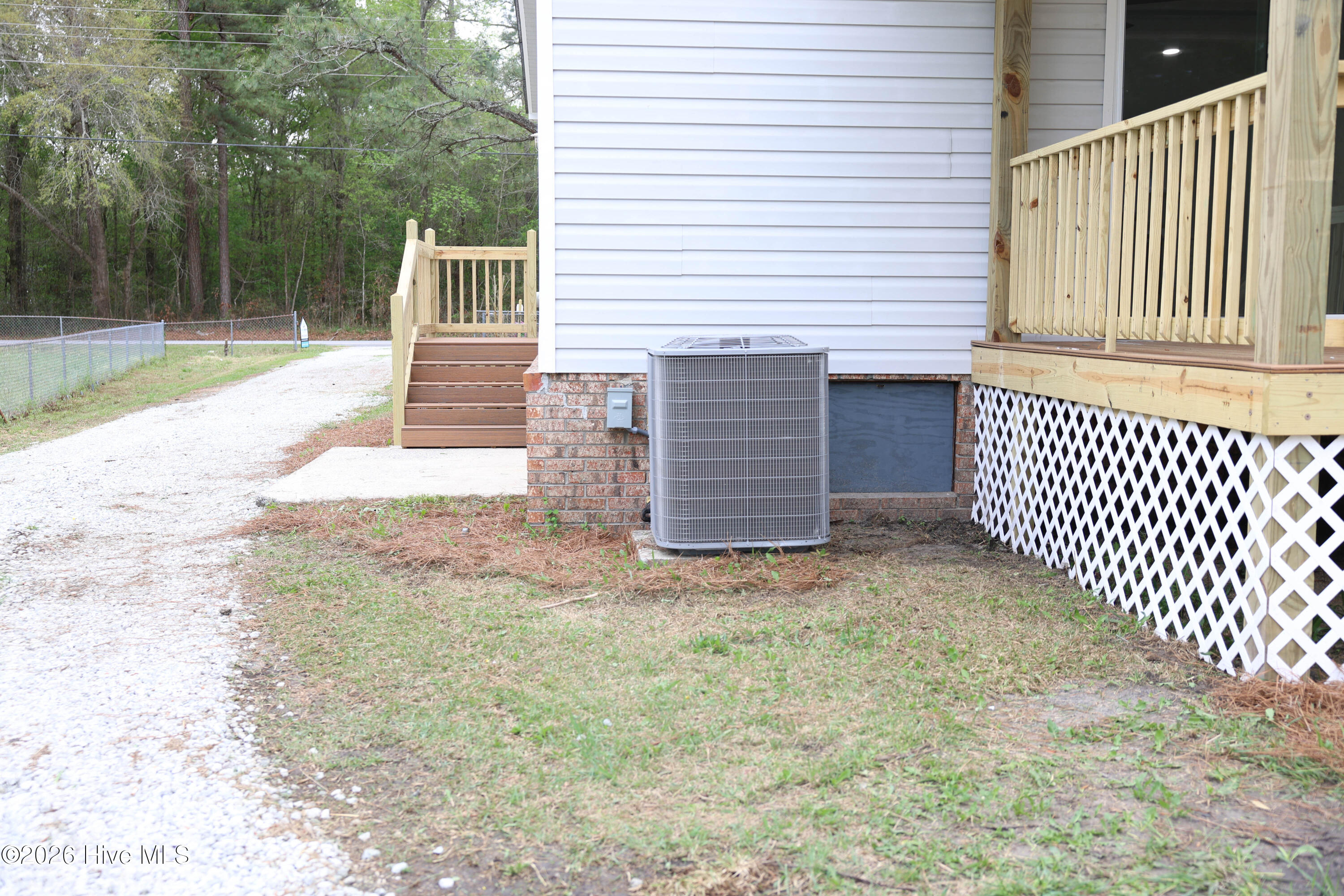 590 Luther Banks Road Richlands, NC 28574 - Photo 40 of 45 scholar-187