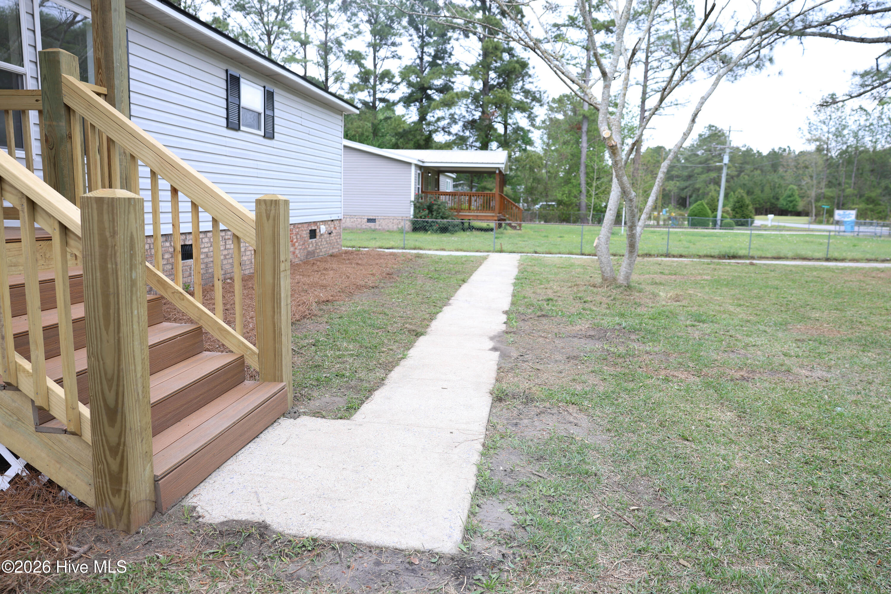 590 Luther Banks Road Richlands, NC 28574 - Photo 6 of 45 scholar-200