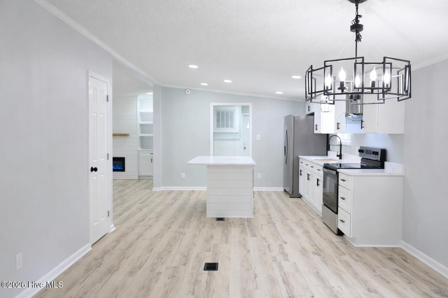 590 Luther Banks Road Richlands, NC 28574 - Photo 9 of 45 40BCFC16-182E-4659-AF73-26063C799F52