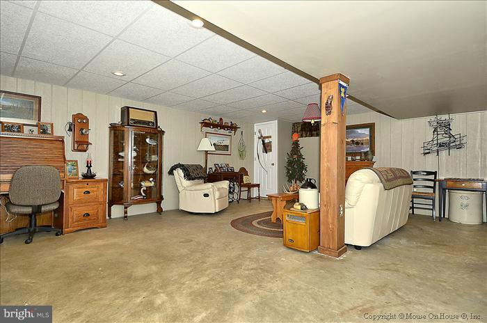 40 Ches Haven Road Earleville, MD 21919 - Photo 21 of 28 Family Room