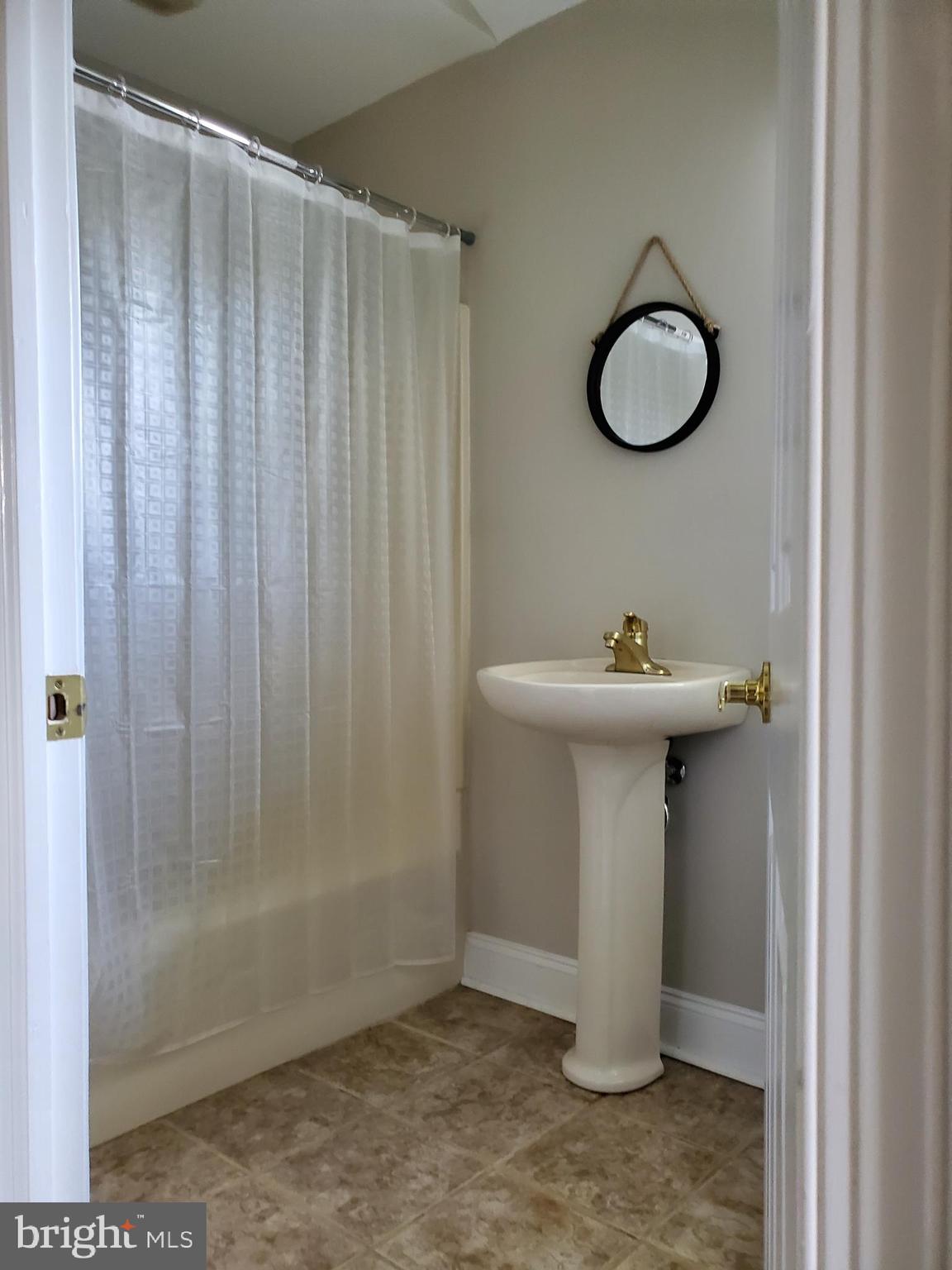 11 Duncan Road Sewell, NJ 08080 - Photo 6 of 23