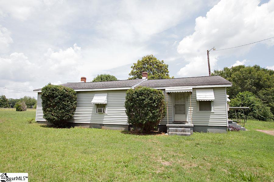 204 Rhett Street Greer, SC 29651 - Photo 1 of 10 Gallery Image 1