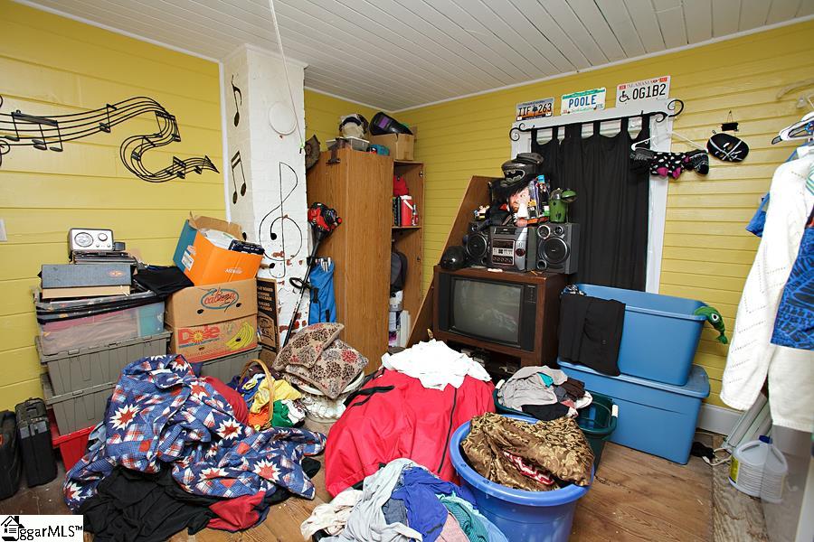 204 Rhett Street Greer, SC 29651 - Photo 7 of 10 Gallery Image 7