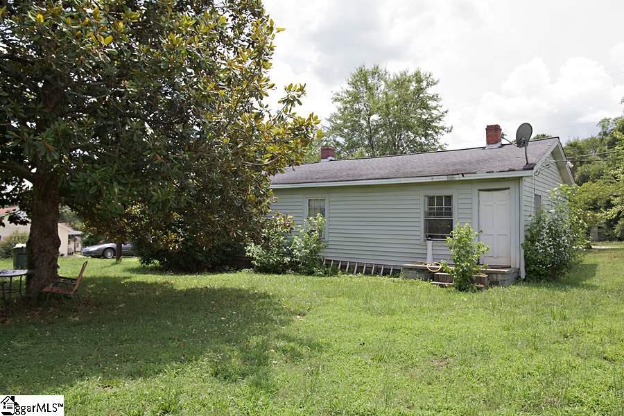 204 Rhett Street Greer, SC 29651 - Photo 9 of 10 Gallery Image 9