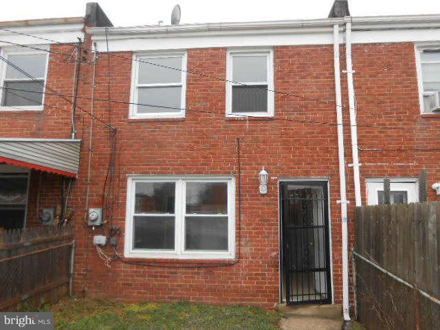 2803 Hollins Ferry Road Baltimore, MD 21230 - Photo 11 of 11 Exterior (Rear)