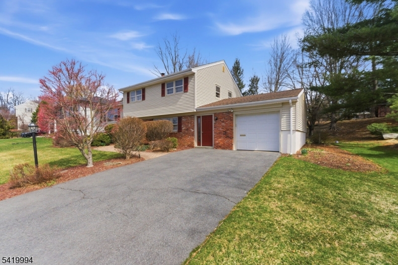 11 Pilgrim Way Wayne, NJ 07470 - Photo 38 of 49