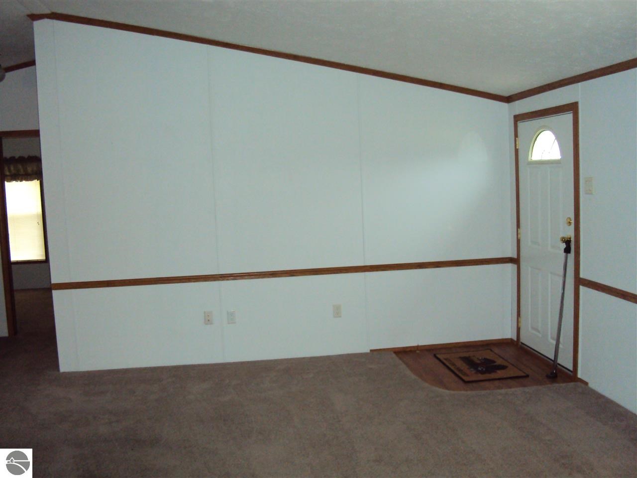 1806 North Alger Road Alma, MI 48801 - Photo 9 of 21 1792673-8.JPG