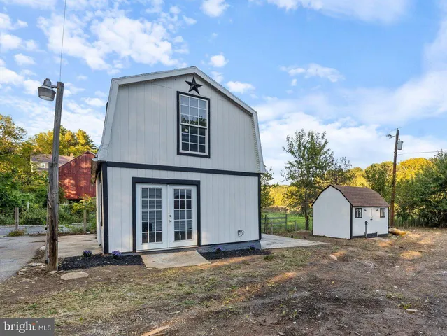 $465,000 | 8109 Old Hagerstown Road, Middletown, MD 21769