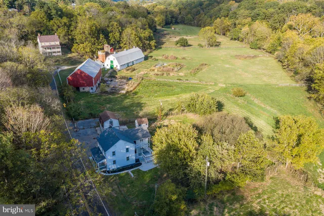 $458,000 | 8109 Old Hagerstown Road, Middletown, MD 21769