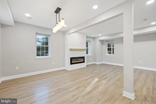 $465,000 | 8109 Old Hagerstown Road, Middletown, MD 21769