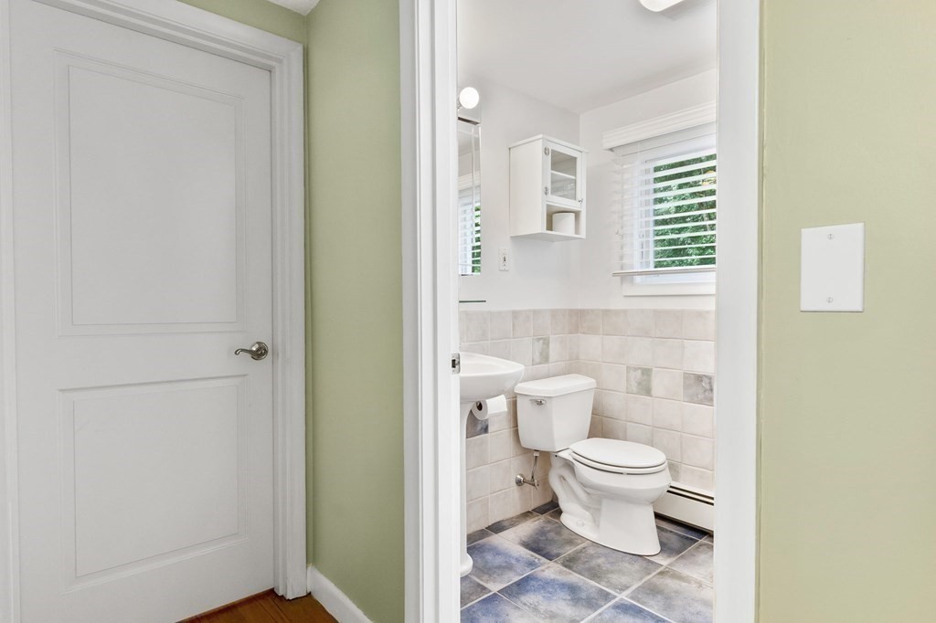 1689 Great Pond Road North Andover, MA 01845 - Photo 22 of 31 Gallery Image 22