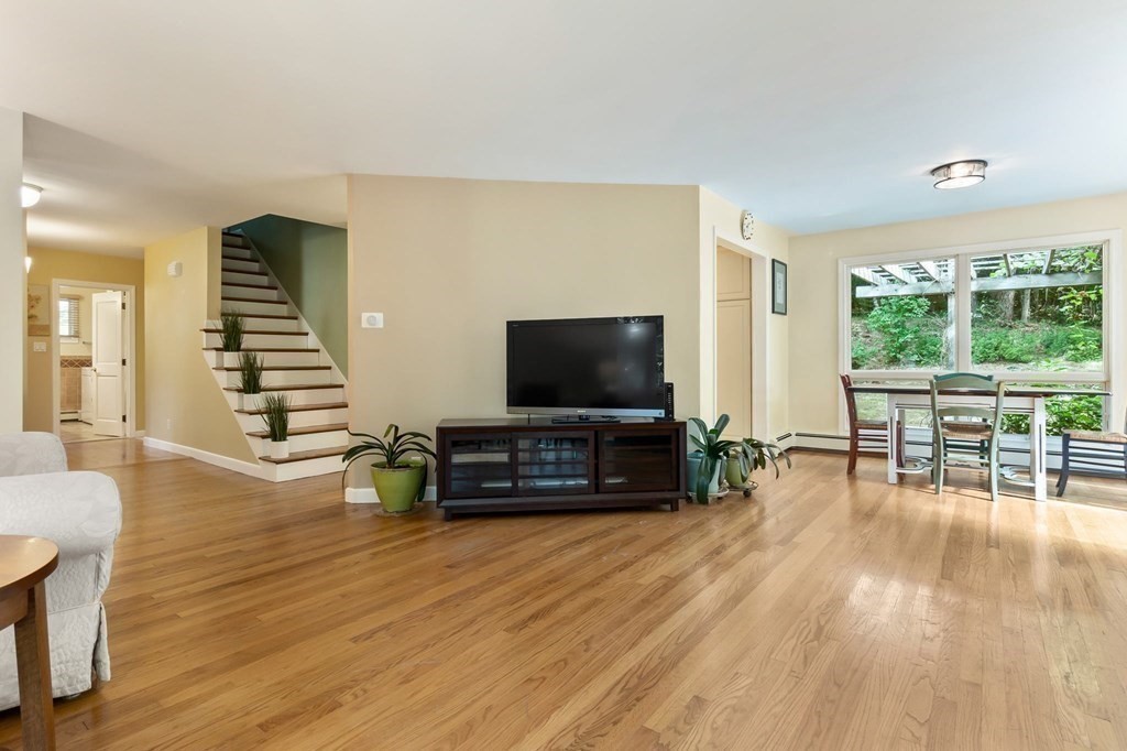 1689 Great Pond Road North Andover, MA 01845 - Photo 9 of 31 Gallery Image 9