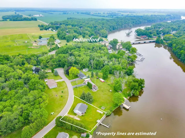 $420,000 | 9093 North Arrowhead Shores Road, Edgerton, WI 53534