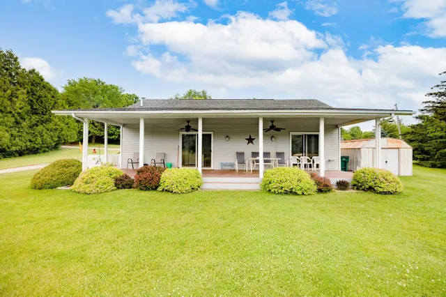 $420,000 | 9093 North Arrowhead Shores Road, Edgerton, WI 53534