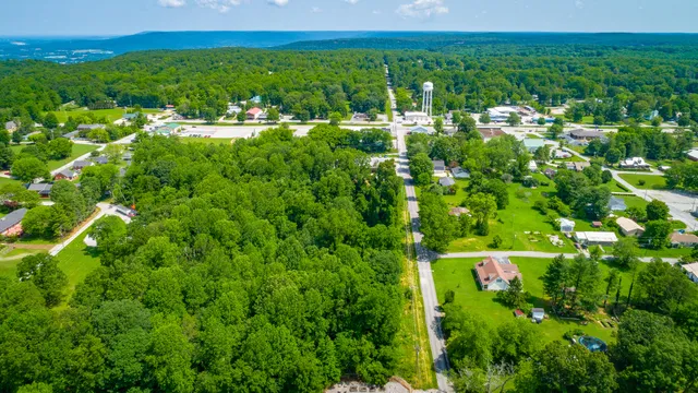 $39,900 | 233 South Central Avenue, Monteagle, TN 37356