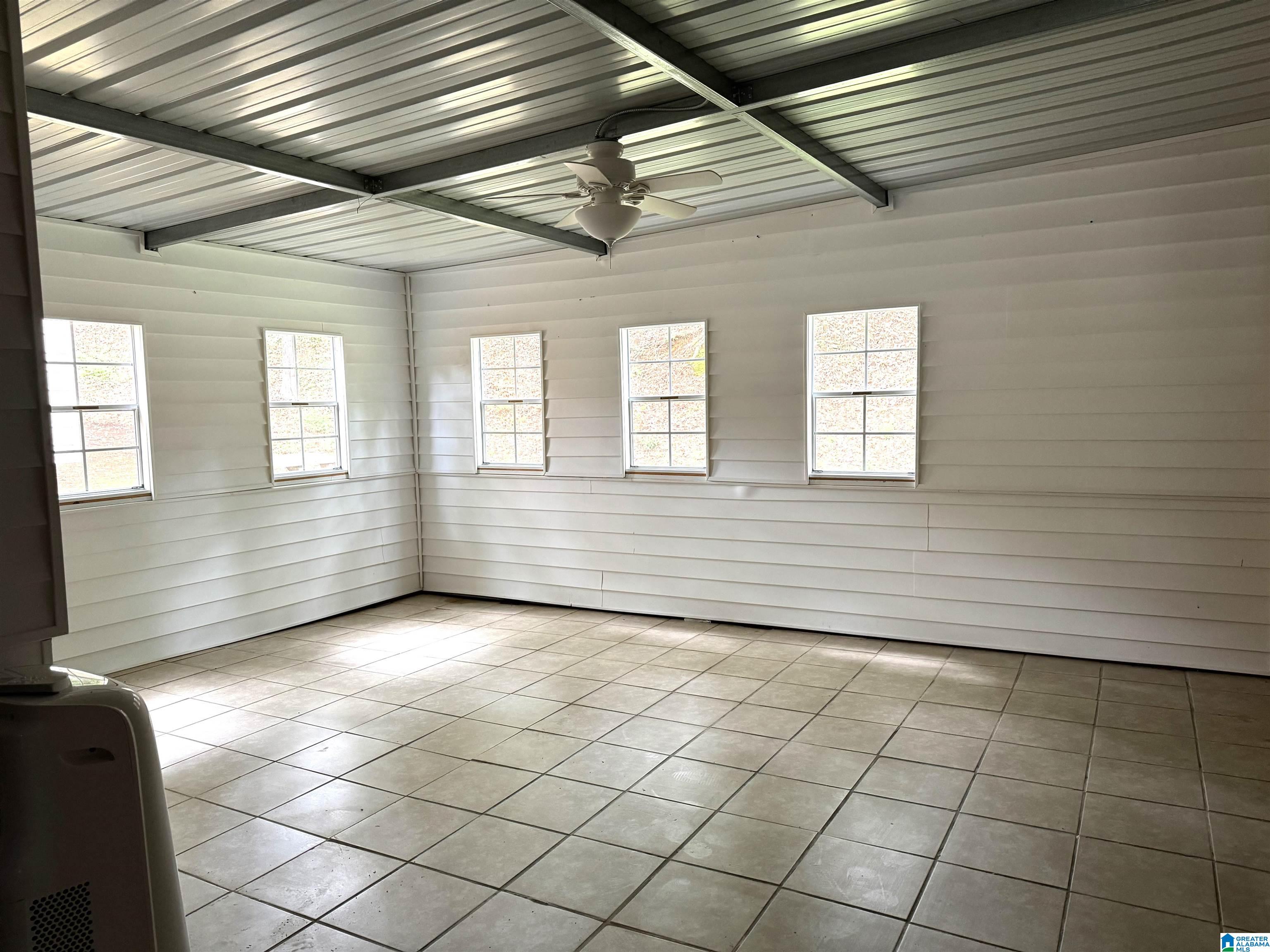 86 Wirans Road Anniston, AL 36205 - Photo 9 of 27