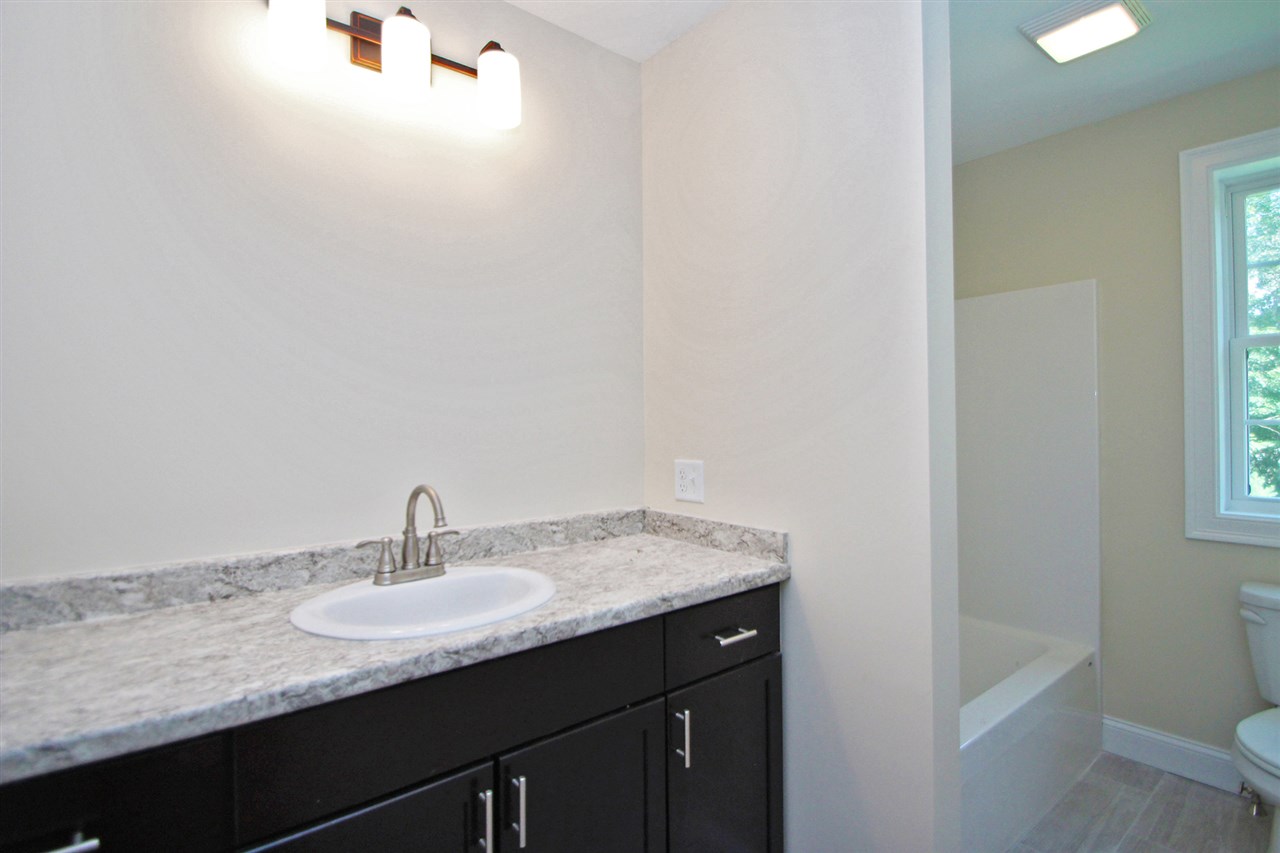 62 Constitution Way, Unit LOT 15 Rochester, NH 03867 - Photo 23 of 40
