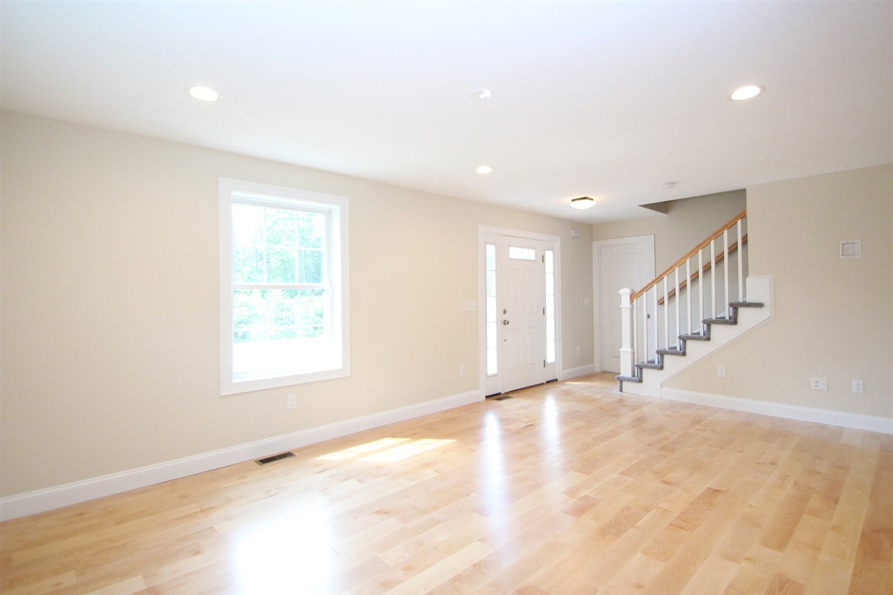 62 Constitution Way, Unit LOT 15 Rochester, NH 03867 - Photo 4 of 40