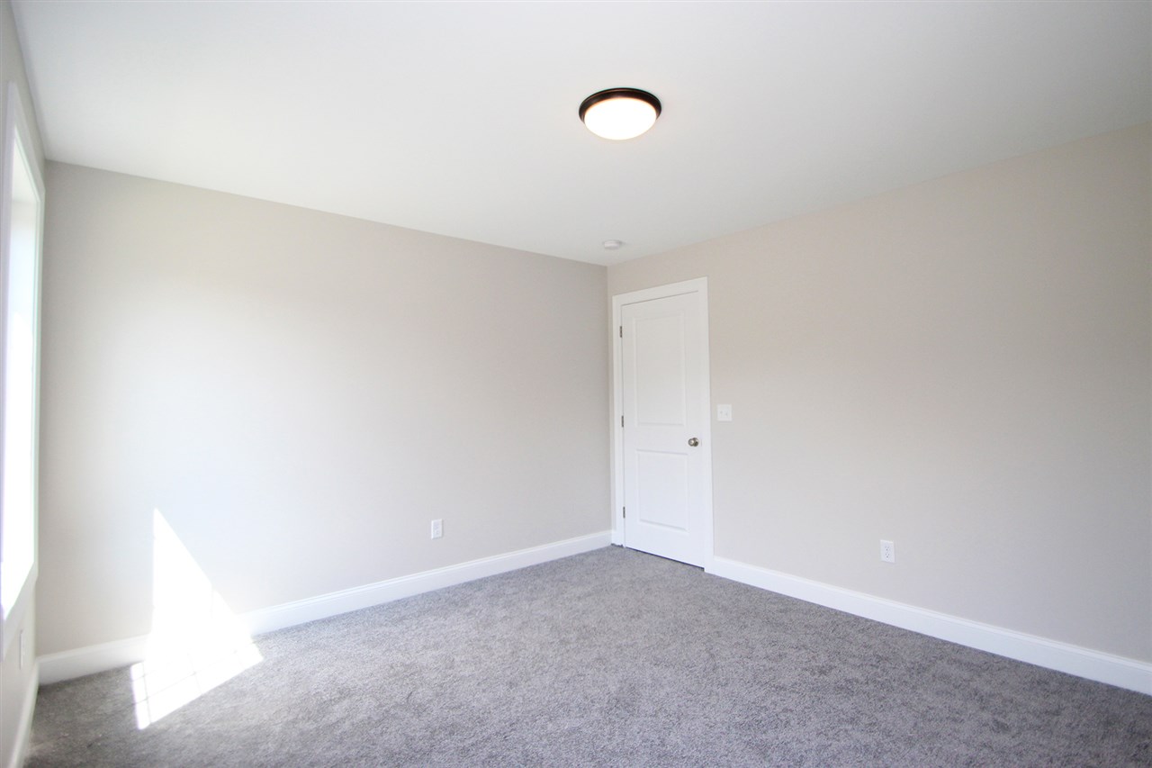 62 Constitution Way, Unit LOT 15 Rochester, NH 03867 - Photo 33 of 40