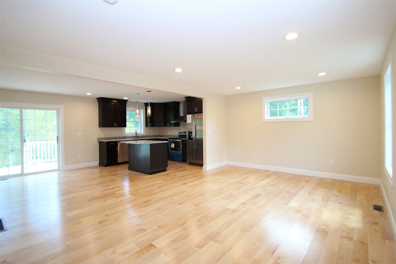 62 Constitution Way, Unit LOT 15 Rochester, NH 03867 - Photo 5 of 40