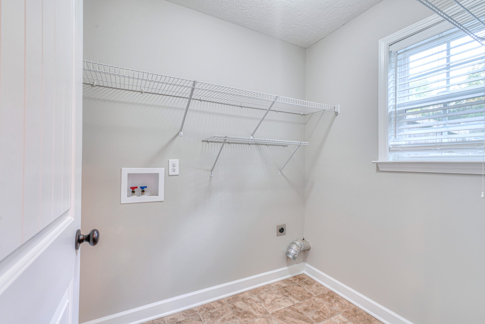 1485 Round Rock Drive Murfreesboro, TN 37128 - Photo 20 of 39 a view of a room that has a window in it