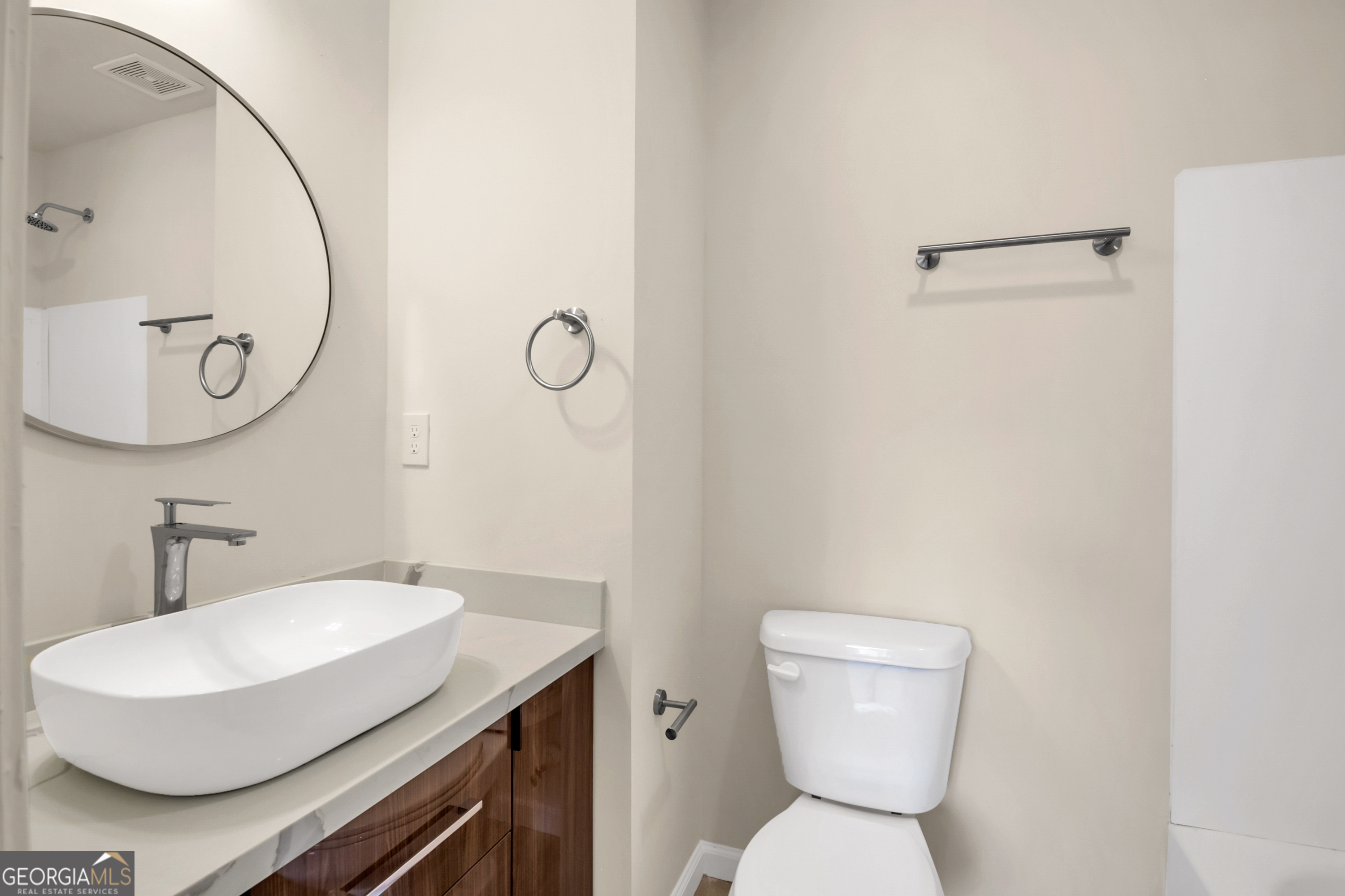 50 South Jackson Street, Unit 301 Forsyth, GA 31029 - Photo 12 of 23