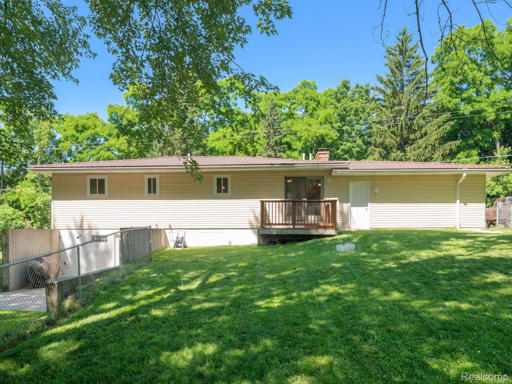 5480 Groveland Road Holly, MI 48442 - Photo 12 of 34 Gallery Image 12