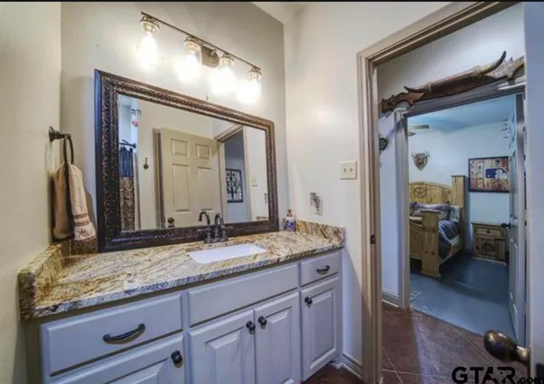 $379,500 | 21192 Altuda Lane, Flint, TX 75762