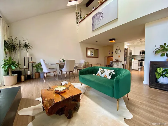 $1,150 | 701 North Harlan Street, Unit E7, Lakewood, CO 80214