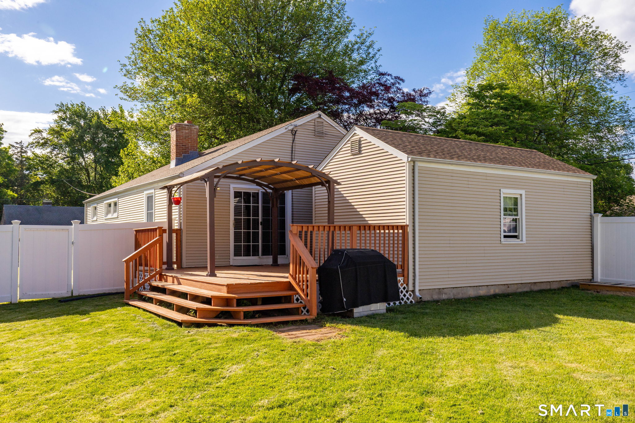 5 Dalewood Road Newington, CT 06111 - Photo 30 of 38