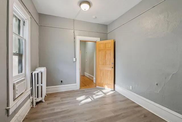 $429,900 | 514 5th Avenue Southeast, Minneapolis, MN 55414