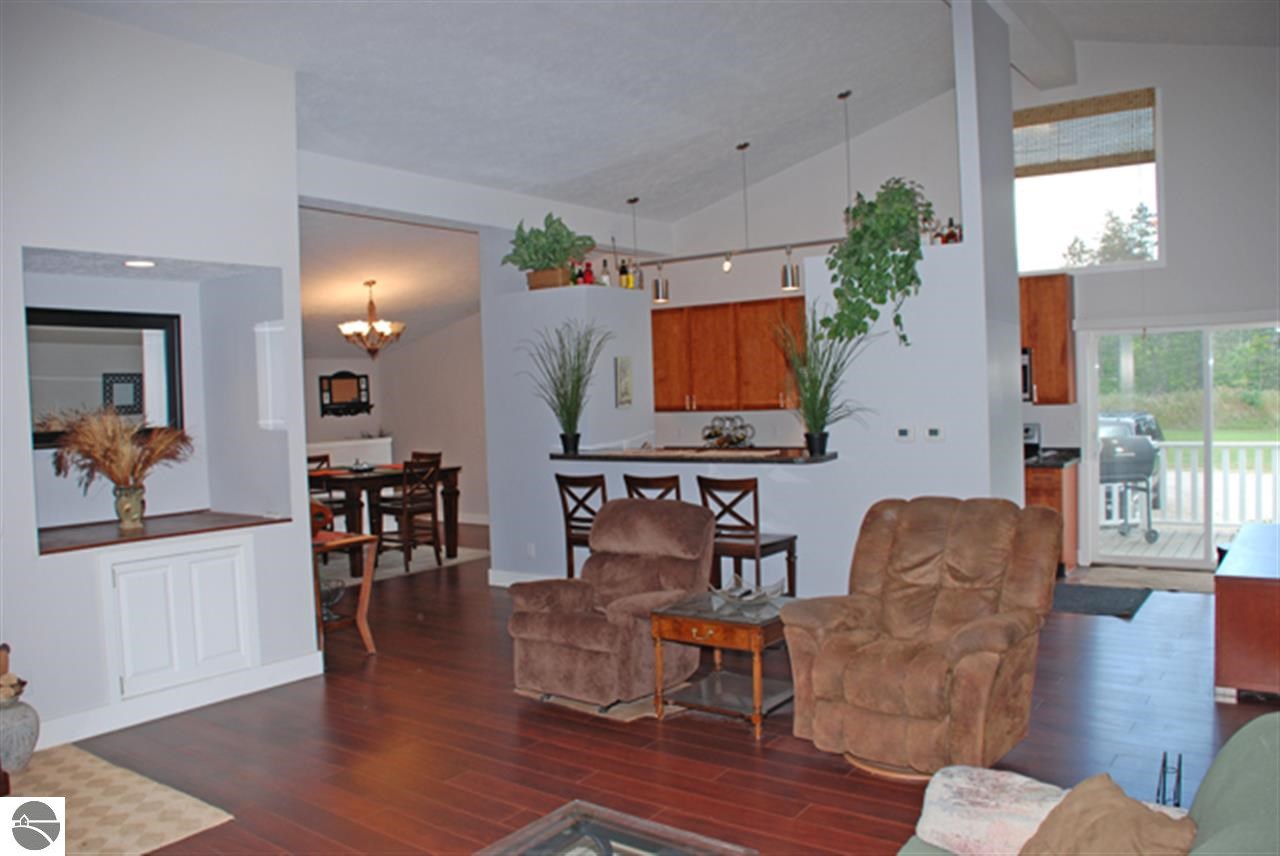 975 North Thompsonville Road Beulah, MI 49617 - Photo 5 of 33 1774896-4.JPG