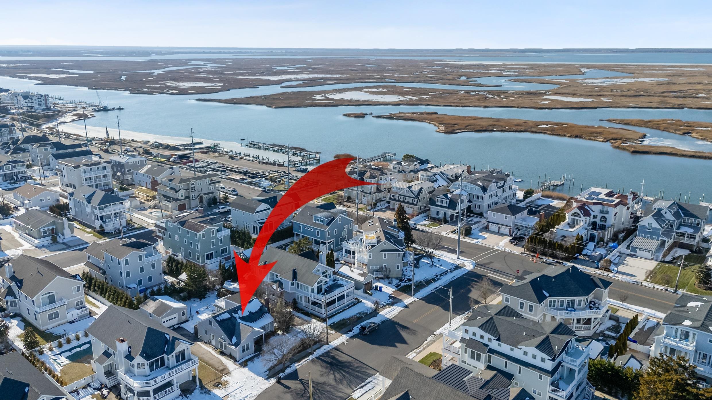 274 52nd Street Avalon, NJ 08202 - Photo 8 of 39 a view of a city