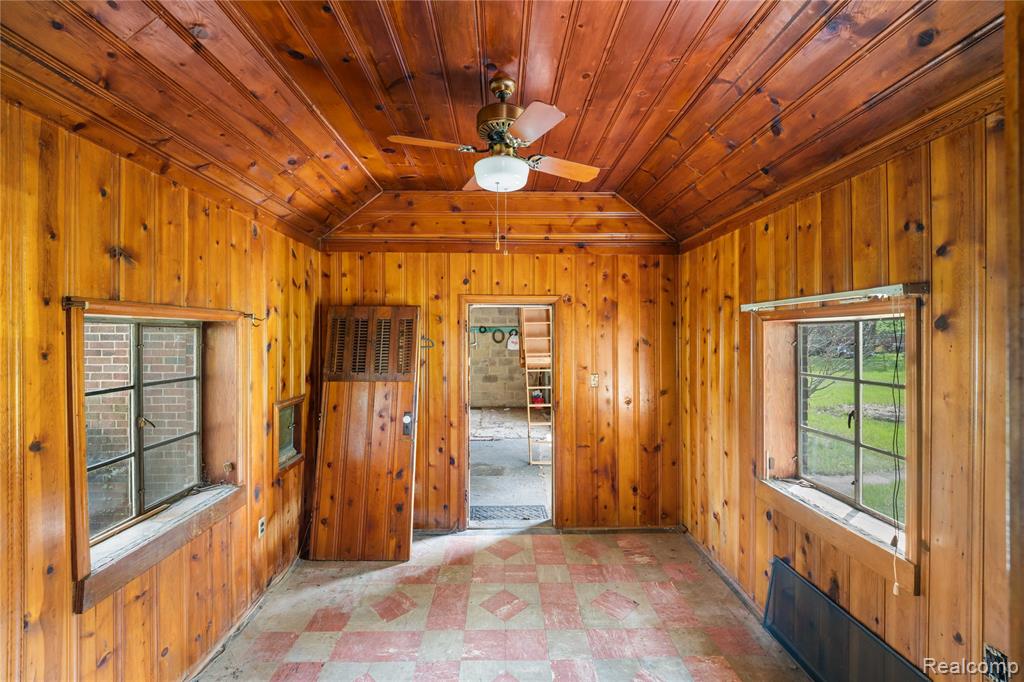9282 Wayne Road Romulus, MI 48174 - Photo 11 of 39