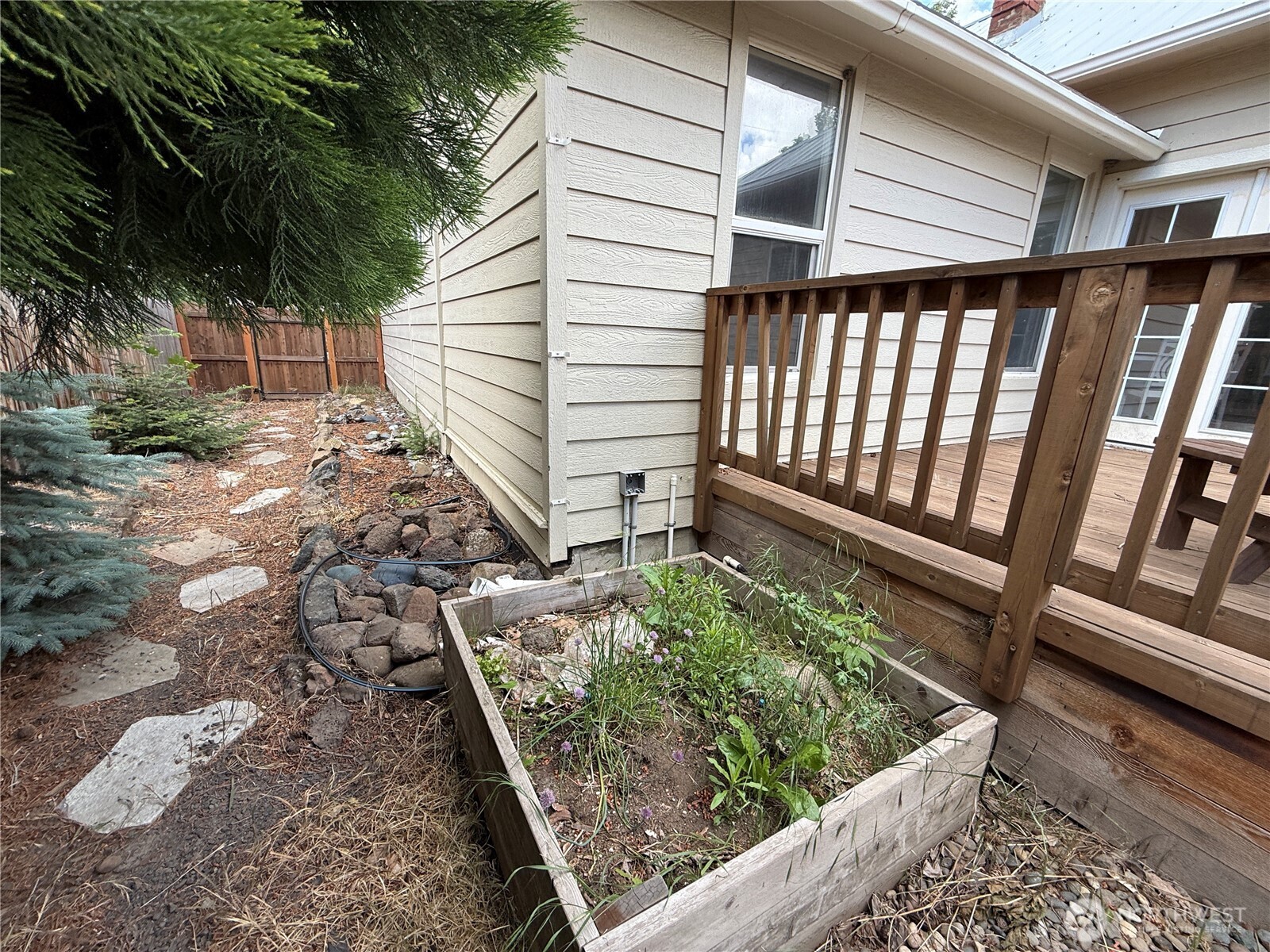 416 East Spring Street Dayton, WA 99328 - Photo 26 of 40