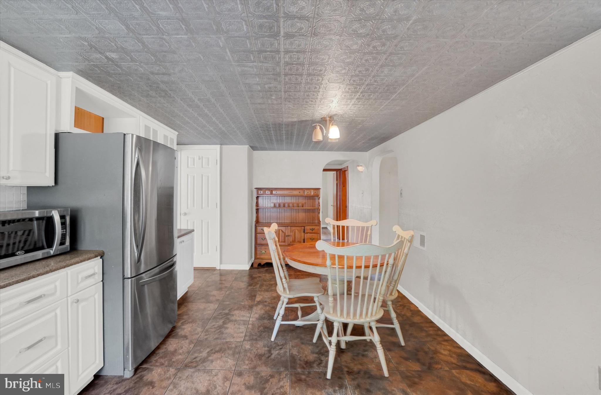 880 Cherry Orchard Road Dover, PA 17315 - Photo 8 of 26 Gallery Image 8