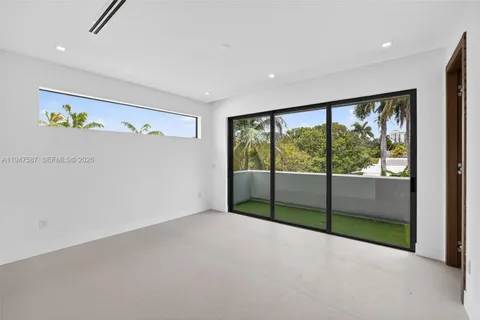 $2,499,000 | 604 Southwest 7th Street, Fort Lauderdale, FL 33315