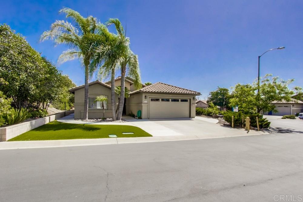 2313 Hyacinth Road Alpine, CA 91901 - Photo 2 of 25